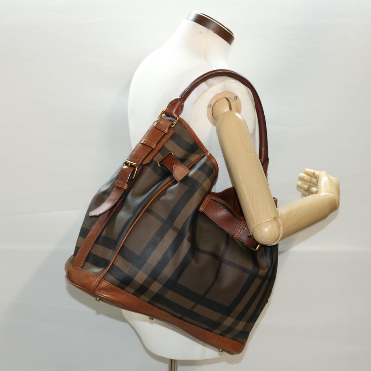 BURBERRY Nova Check Tote Bag PVC Leather Brown Black Auth 42188