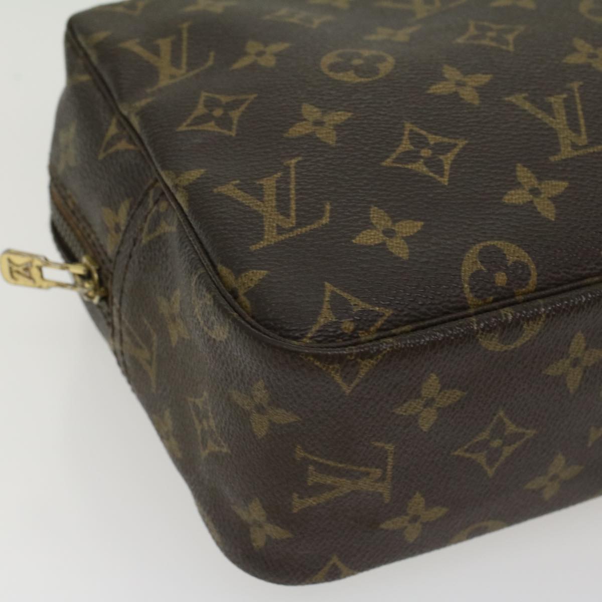 LOUIS VUITTON Monogram Trousse Toilette 28 Clutch Bag M47522 LV Auth 42222