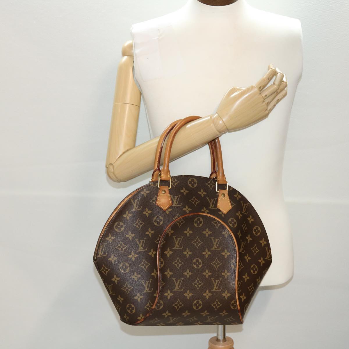 LOUIS VUITTON Monogram Ellipse MM Hand Bag M51126 LV Auth 42265