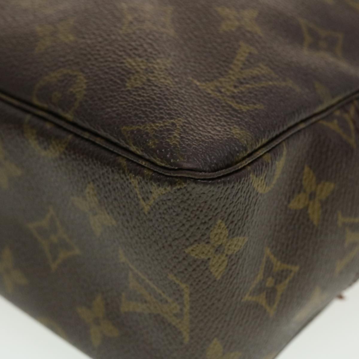 LOUIS VUITTON Monogram Trousse Toilette 28 Clutch Bag M47522 LV Auth 42511