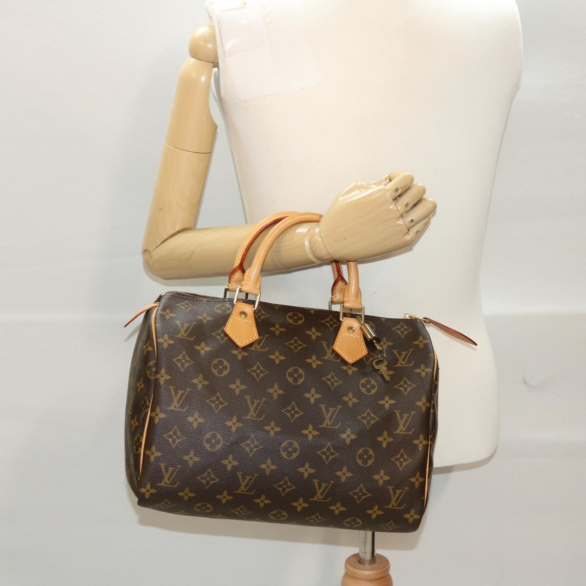 LOUIS VUITTON Monogram Speedy 30 Hand Bag M41526 LV Auth 42522