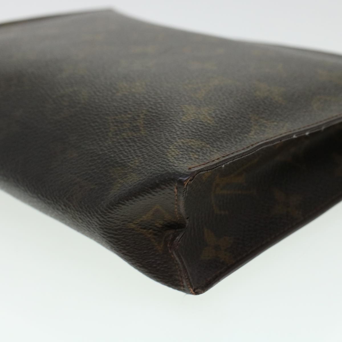 LOUIS VUITTON Monogram Poche Toilette 26 Pouch M47542 LV Auth 42564