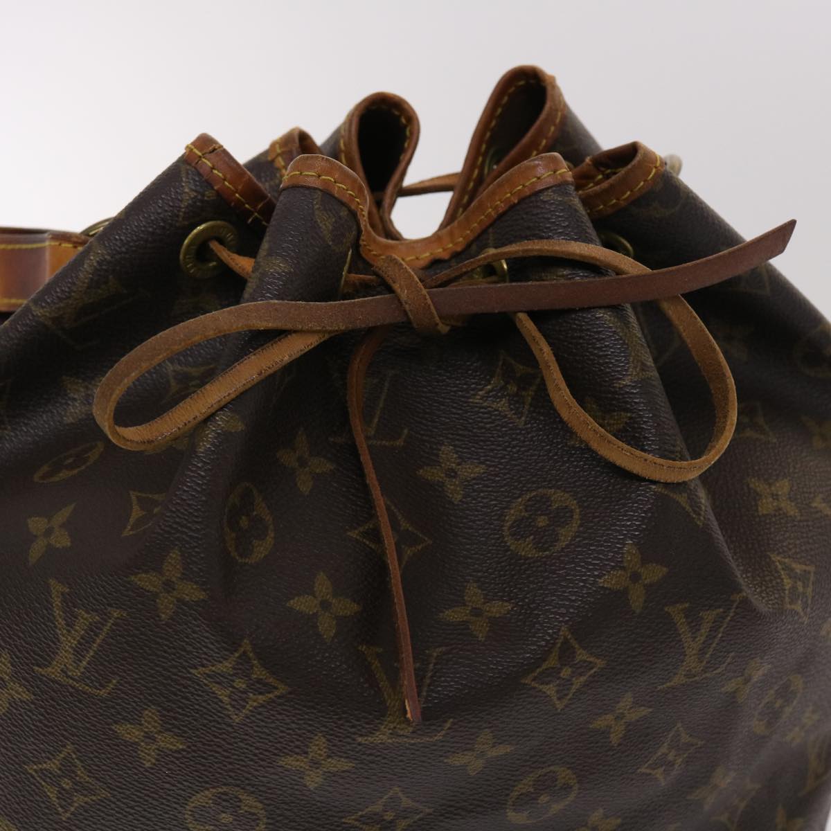 LOUIS VUITTON Monogram Noe Shoulder Bag M42224 LV Auth 42636