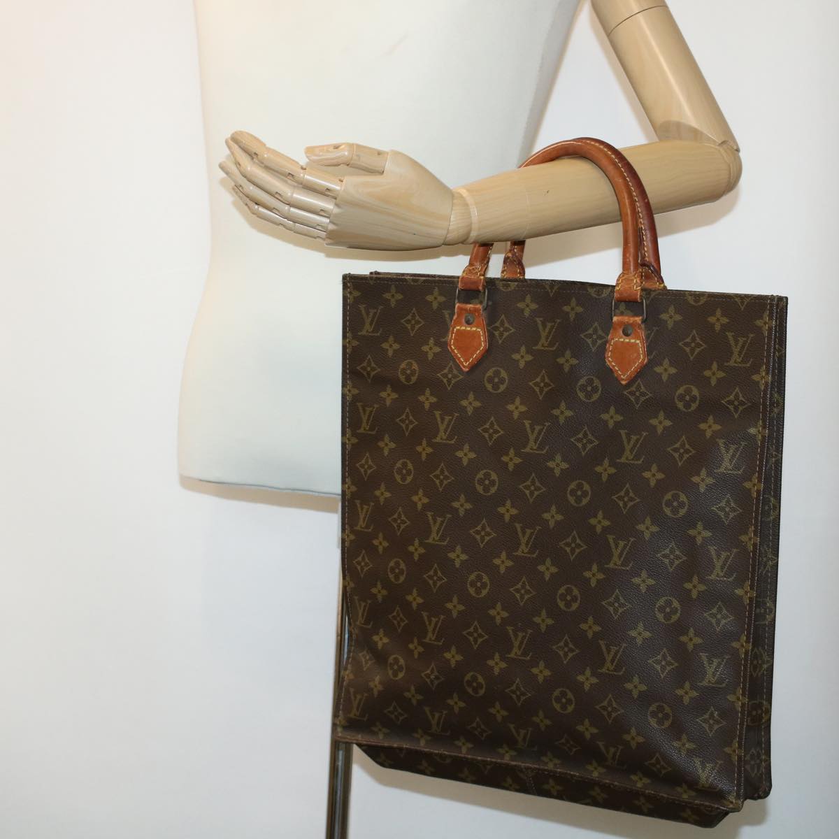 LOUIS VUITTON Monogram Sac Plat Hand Bag M51140 LV Auth 42763