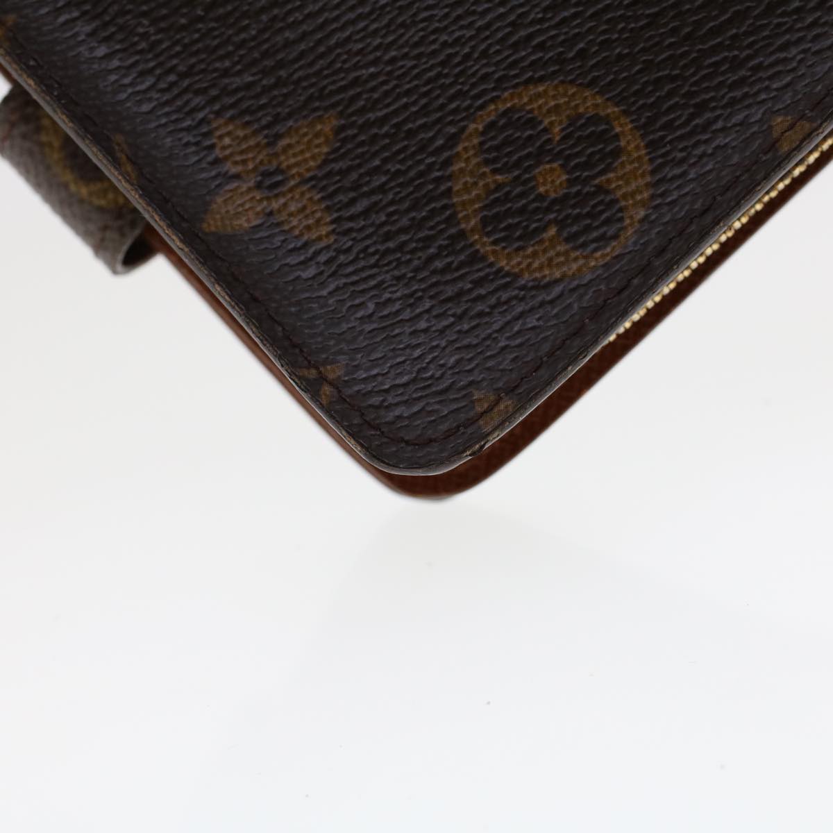 LOUIS VUITTON Monogram Compact Zip Wallet M61667 LV Auth 42798