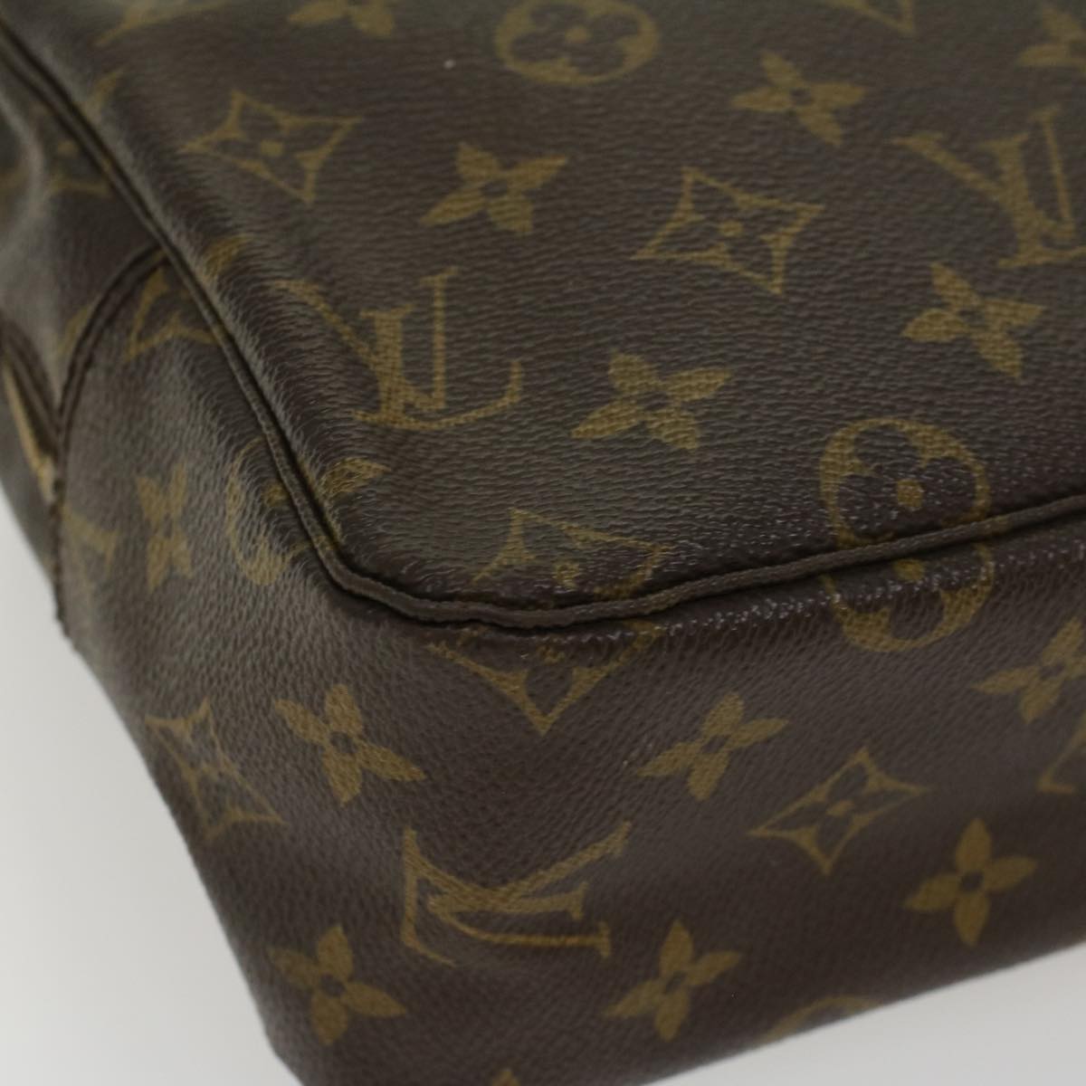 LOUIS VUITTON Monogram Trousse Toilette 28 Clutch Bag M47522 LV Auth 42816