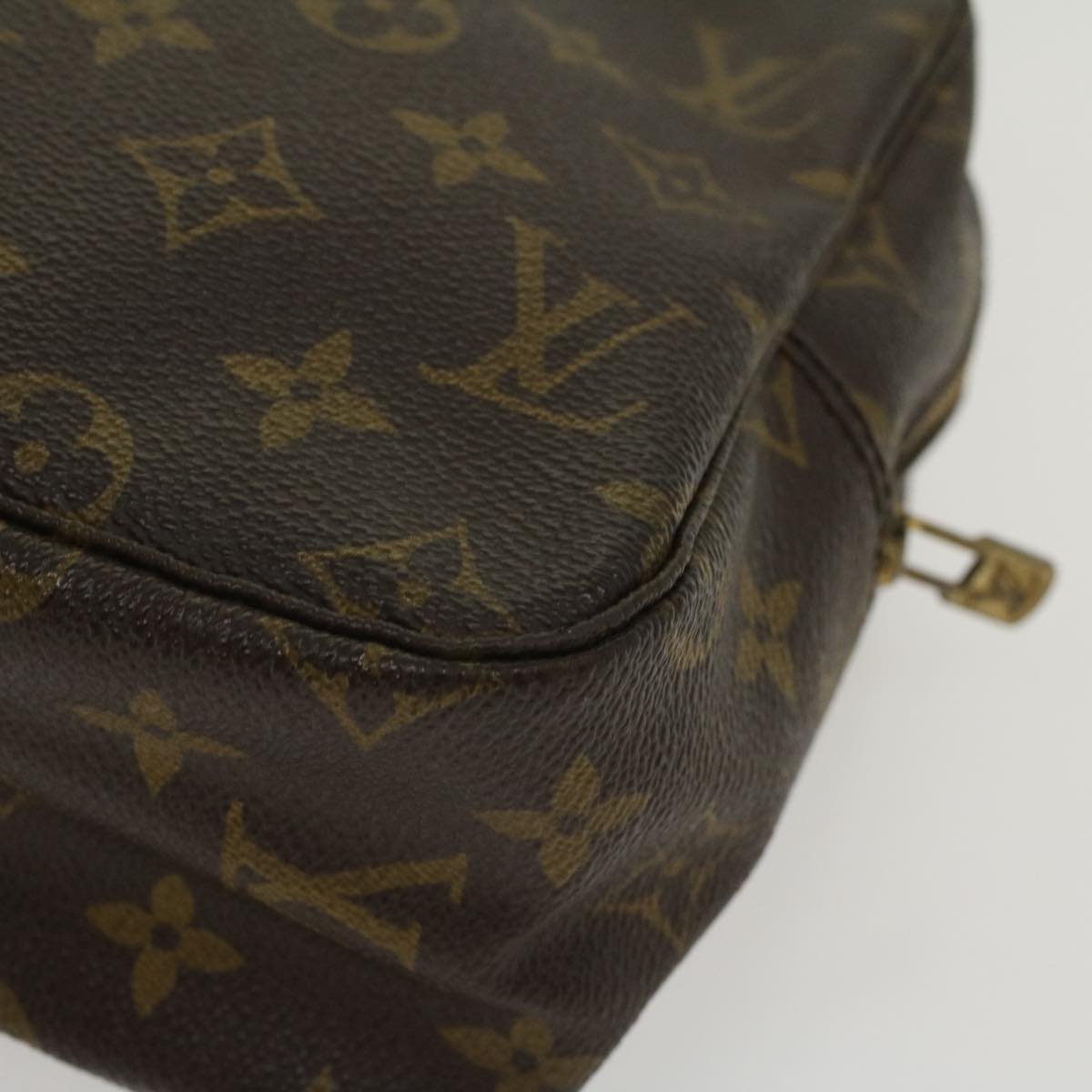 LOUIS VUITTON Monogram Trousse Toilette 28 Clutch Bag M47522 LV Auth 42816