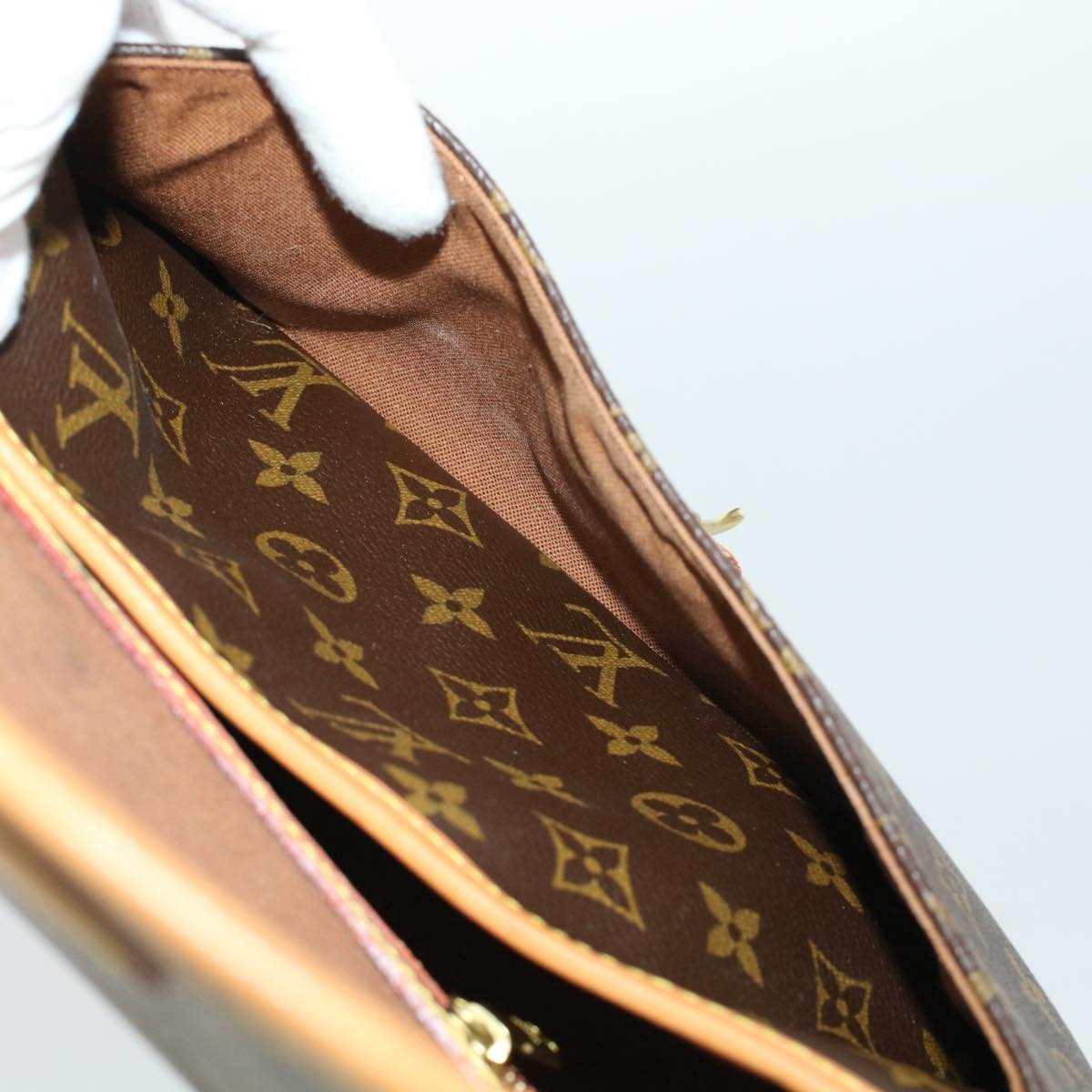 LOUIS VUITTON Monogram Sologne Shoulder Bag M42250 LV Auth 42899