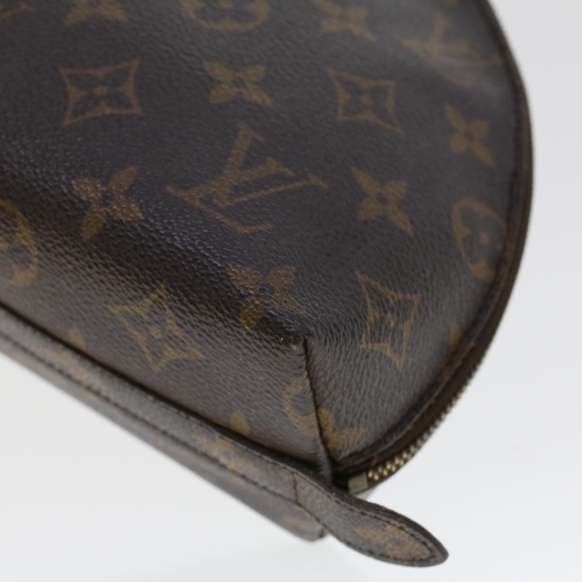 LOUIS VUITTON Monogram Trousse Demi Ronde Cosmetic Pouch M47520 LV Auth 42956