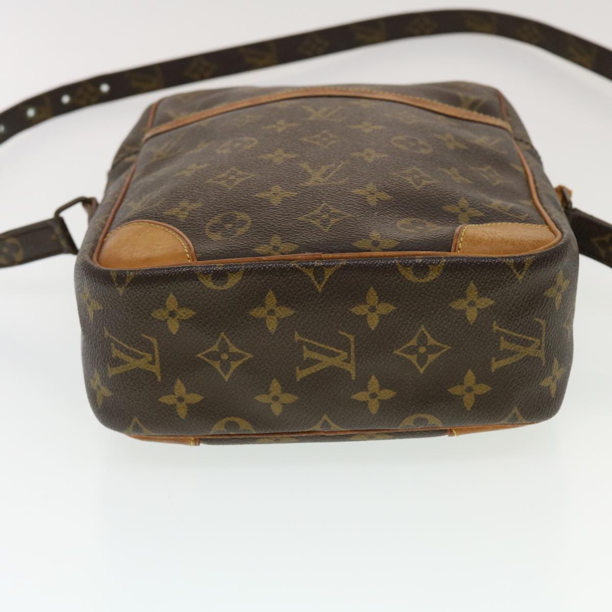 LOUIS VUITTON Monogram Danube MM Shoulder Bag M45264 LV Auth 42961