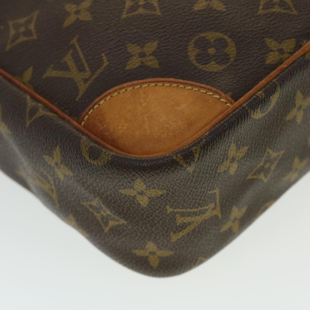 LOUIS VUITTON Monogram Danube MM Shoulder Bag M45264 LV Auth 42961