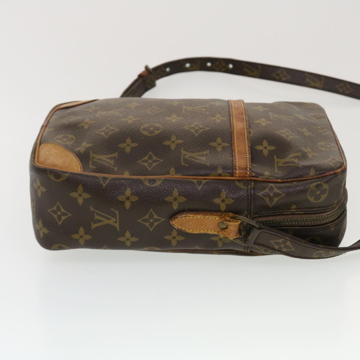 LOUIS VUITTON Monogram Danube MM Shoulder Bag M45264 LV Auth 42961