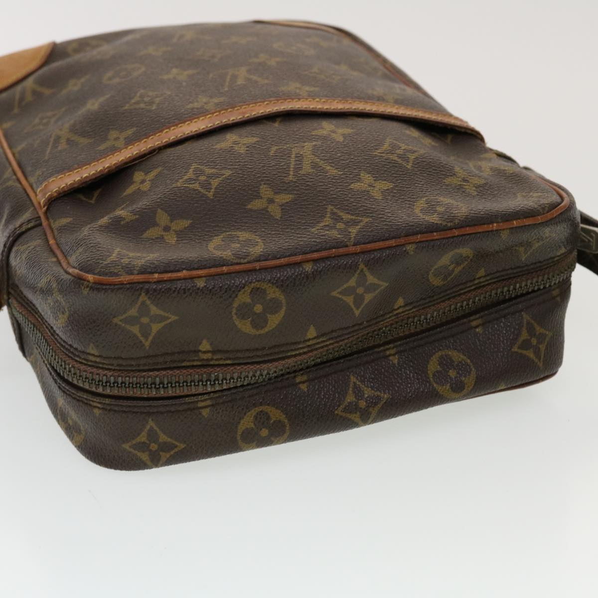 LOUIS VUITTON Monogram Danube MM Shoulder Bag M45264 LV Auth 42961