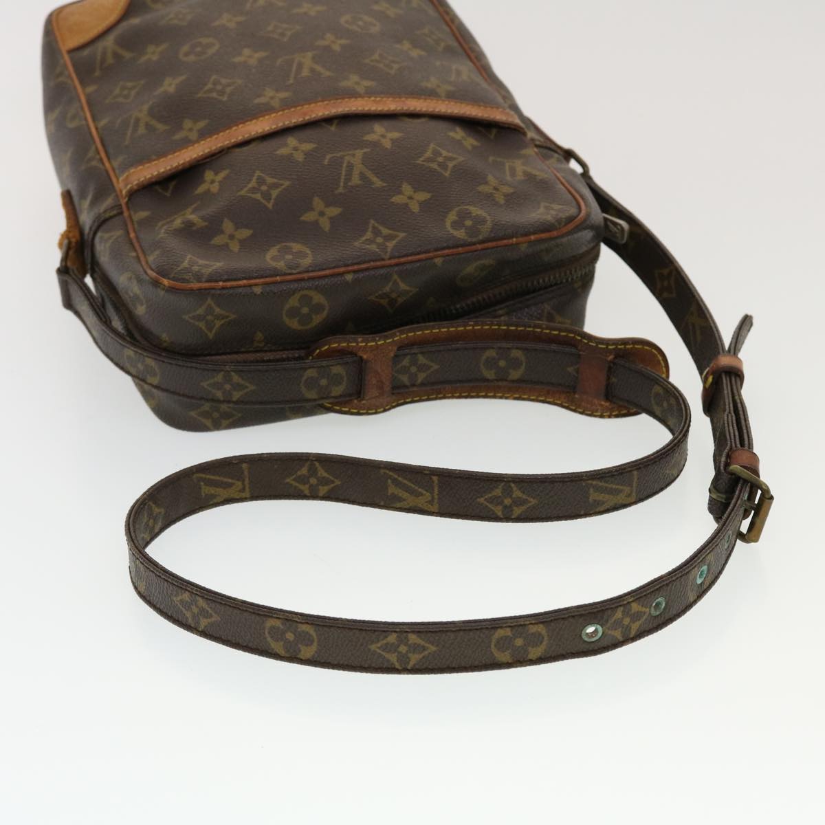 LOUIS VUITTON Monogram Danube MM Shoulder Bag M45264 LV Auth 42961