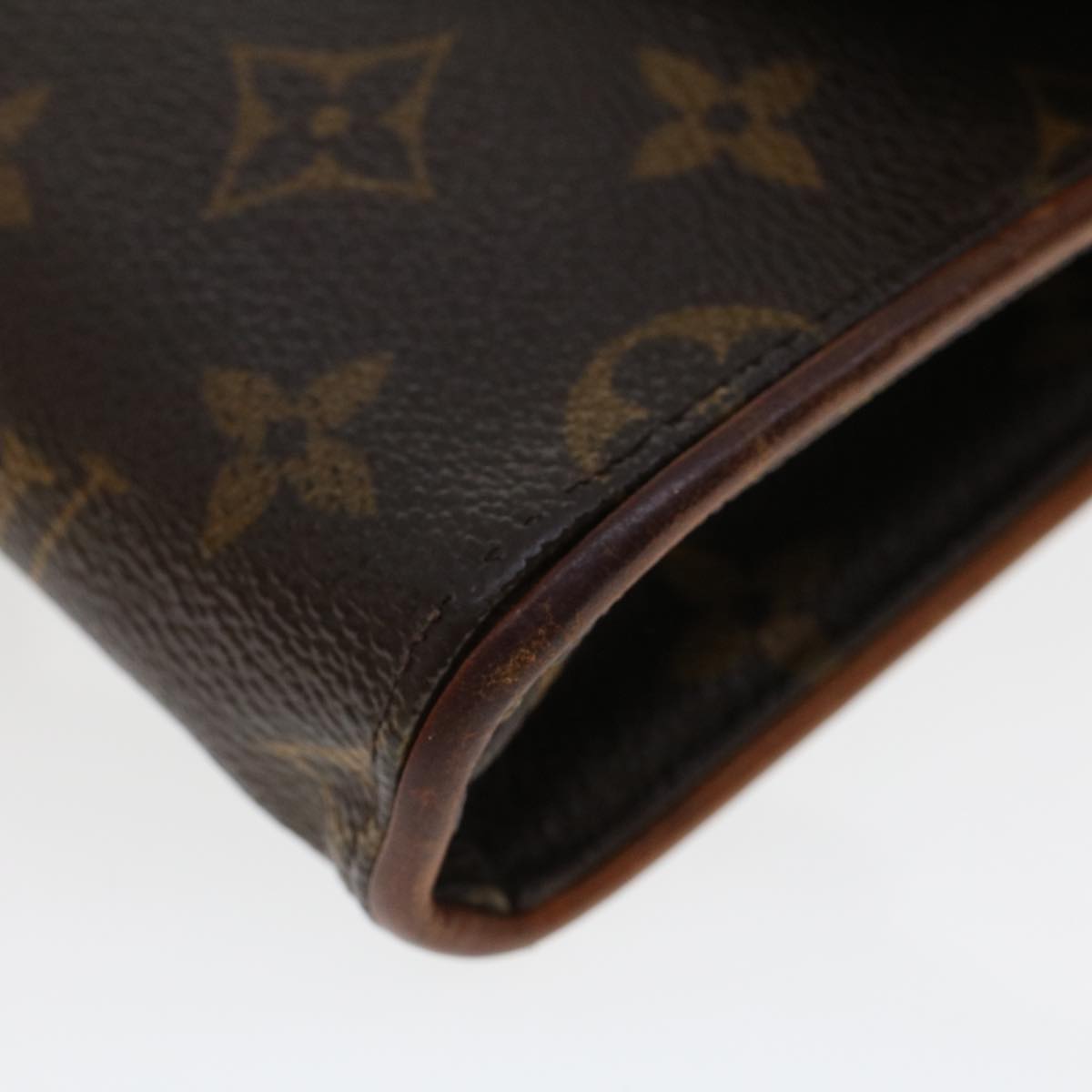LOUIS VUITTON Monogram Pochette Florentine Waist bag M51855 LV Auth 42967