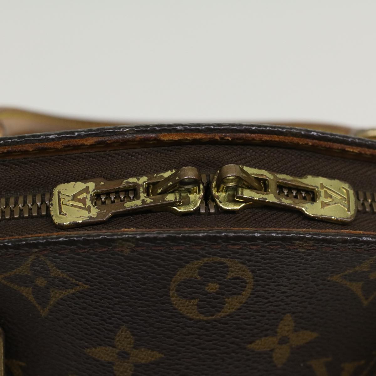 LOUIS VUITTON Monogram Ellipse MM Hand Bag M51126 LV Auth 42990