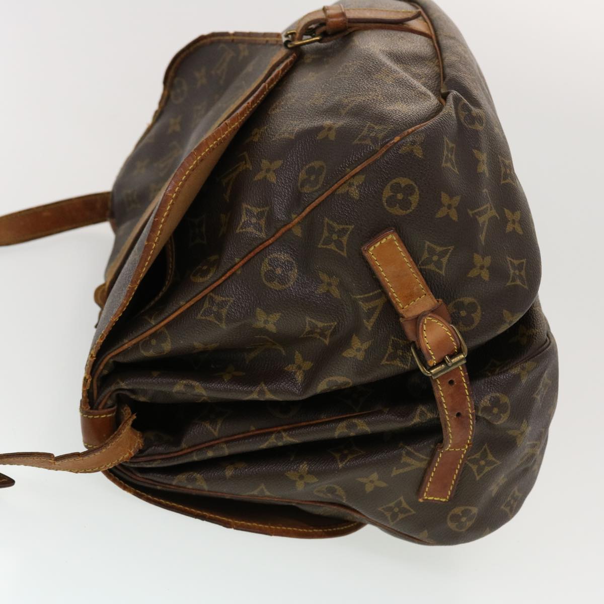 LOUIS VUITTON Monogram Saumur 35 Shoulder Bag M42254 LV Auth 42991