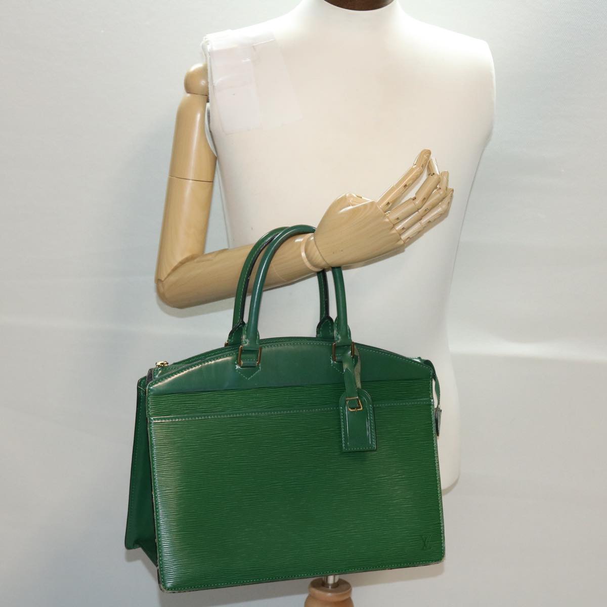 LOUIS VUITTON Epi Riviera Hand Bag Green M48184 LV Auth 43031