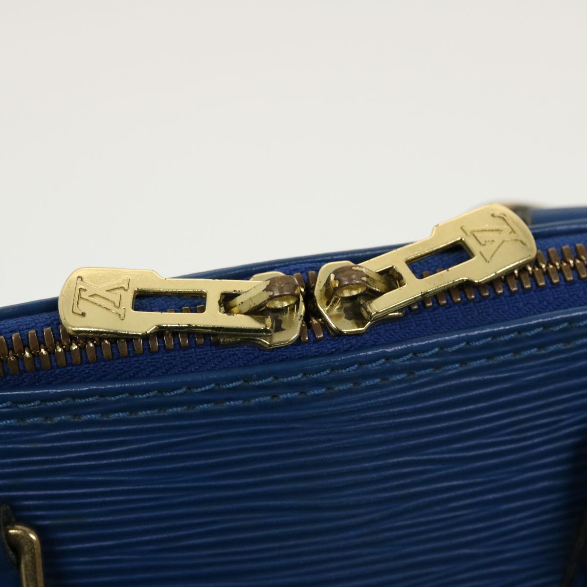 LOUIS VUITTON Epi Alma Hand Bag Toledo Blue M52145 LV Auth 43034