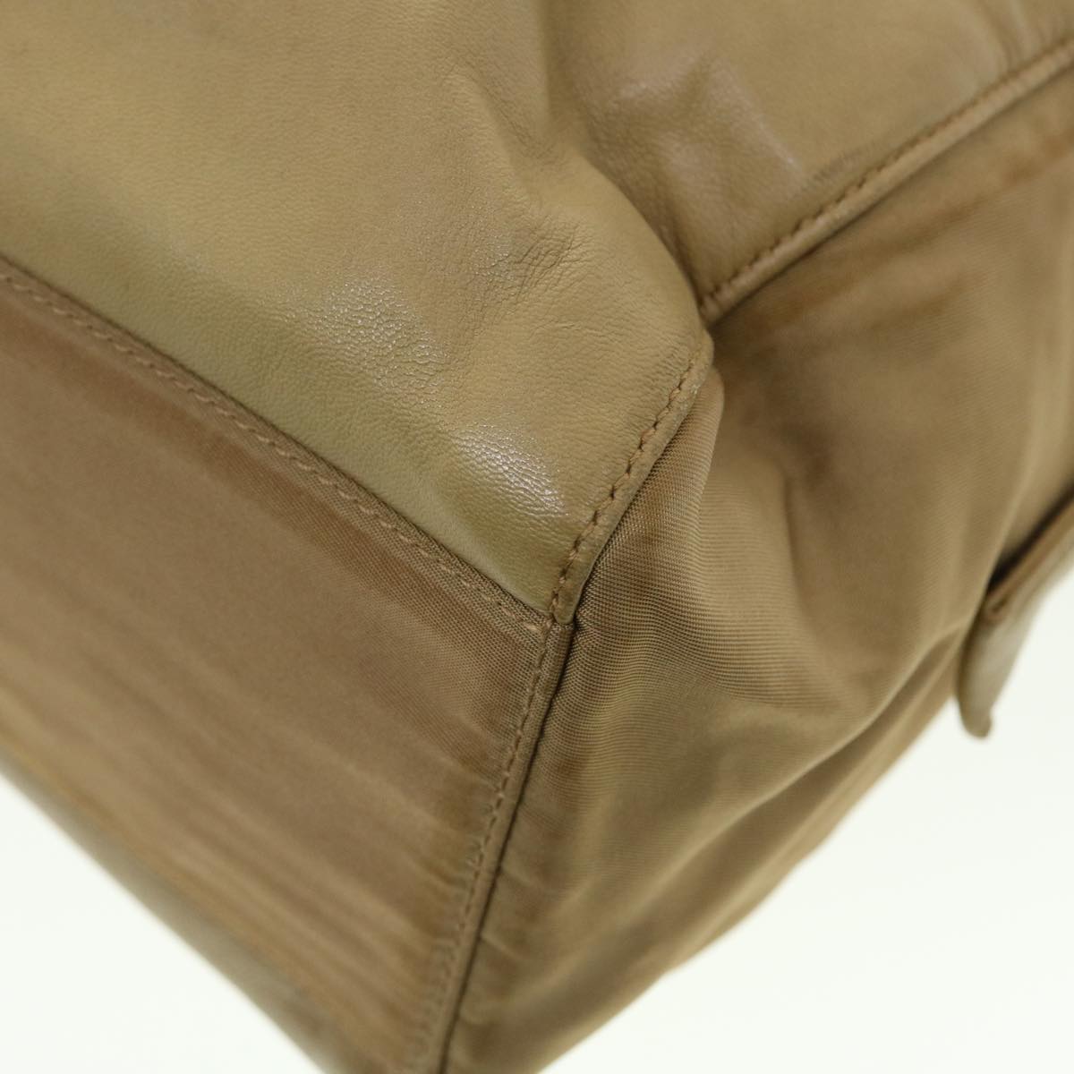 PRADA Chain Shoulder Bag Leather Beige Auth 43174
