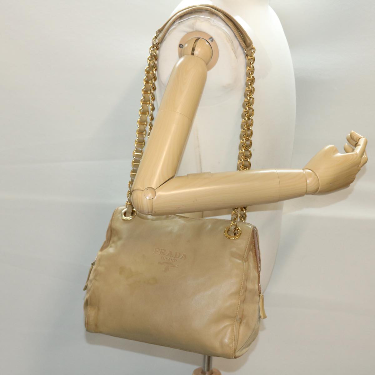 PRADA Chain Shoulder Bag Leather Beige Auth 43174