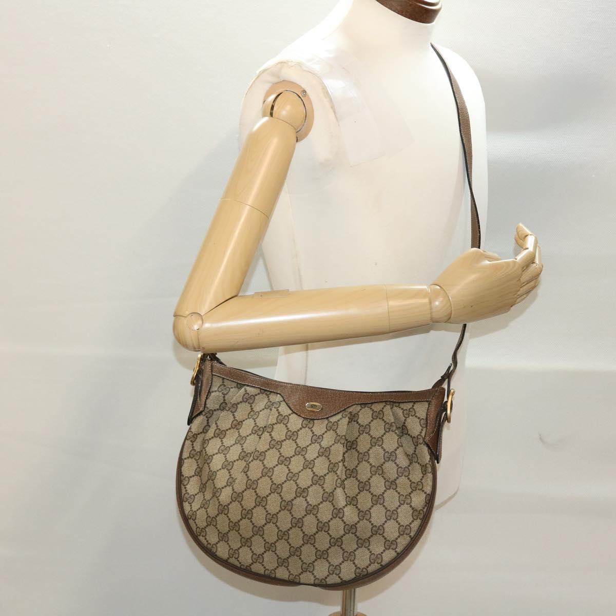 GUCCI GG Canvas Shoulder Bag PVC Leather Beige 41.02.058 Auth 43239