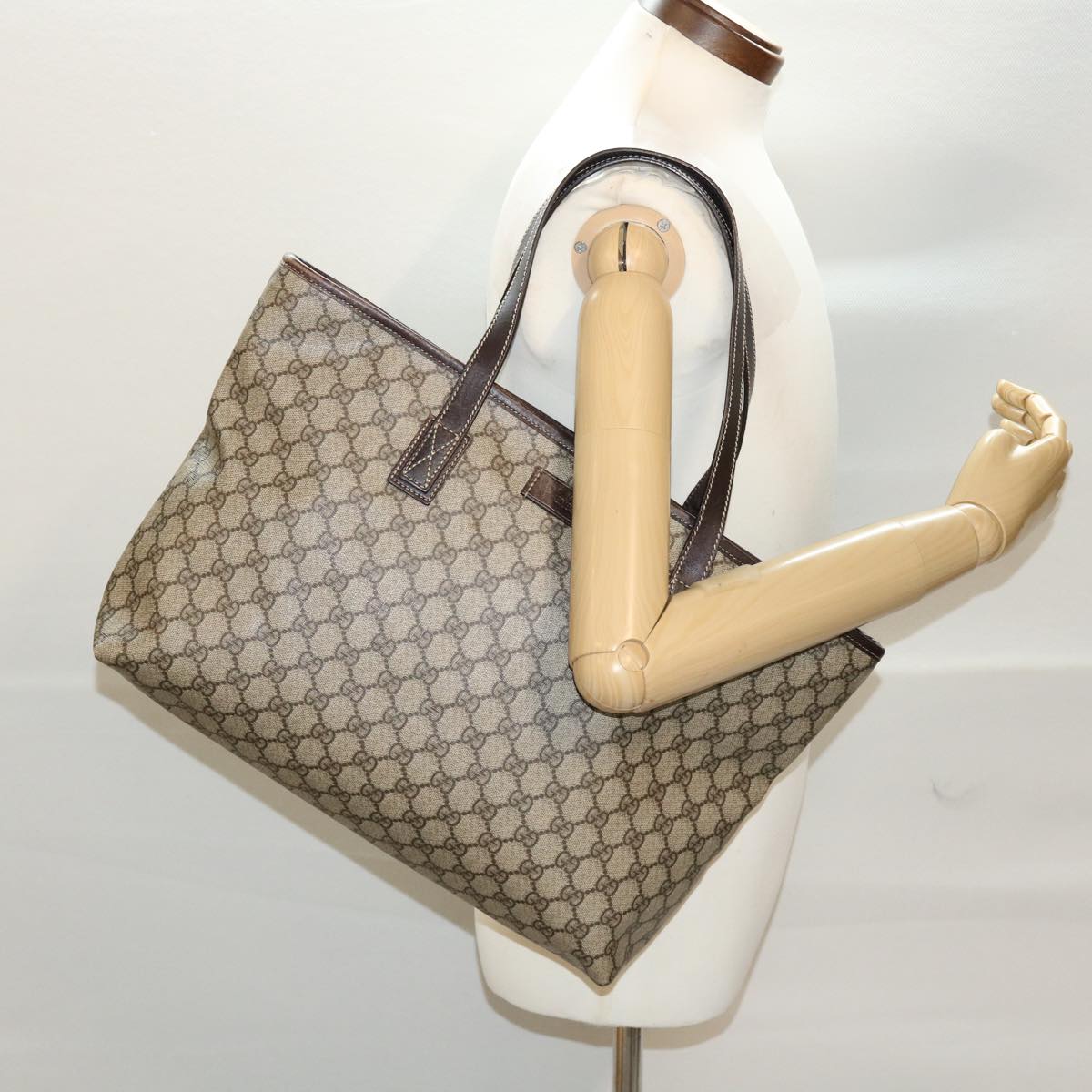 GUCCI GG Canvas Tote Bag PVC Leather Beige 211137 Auth 43270