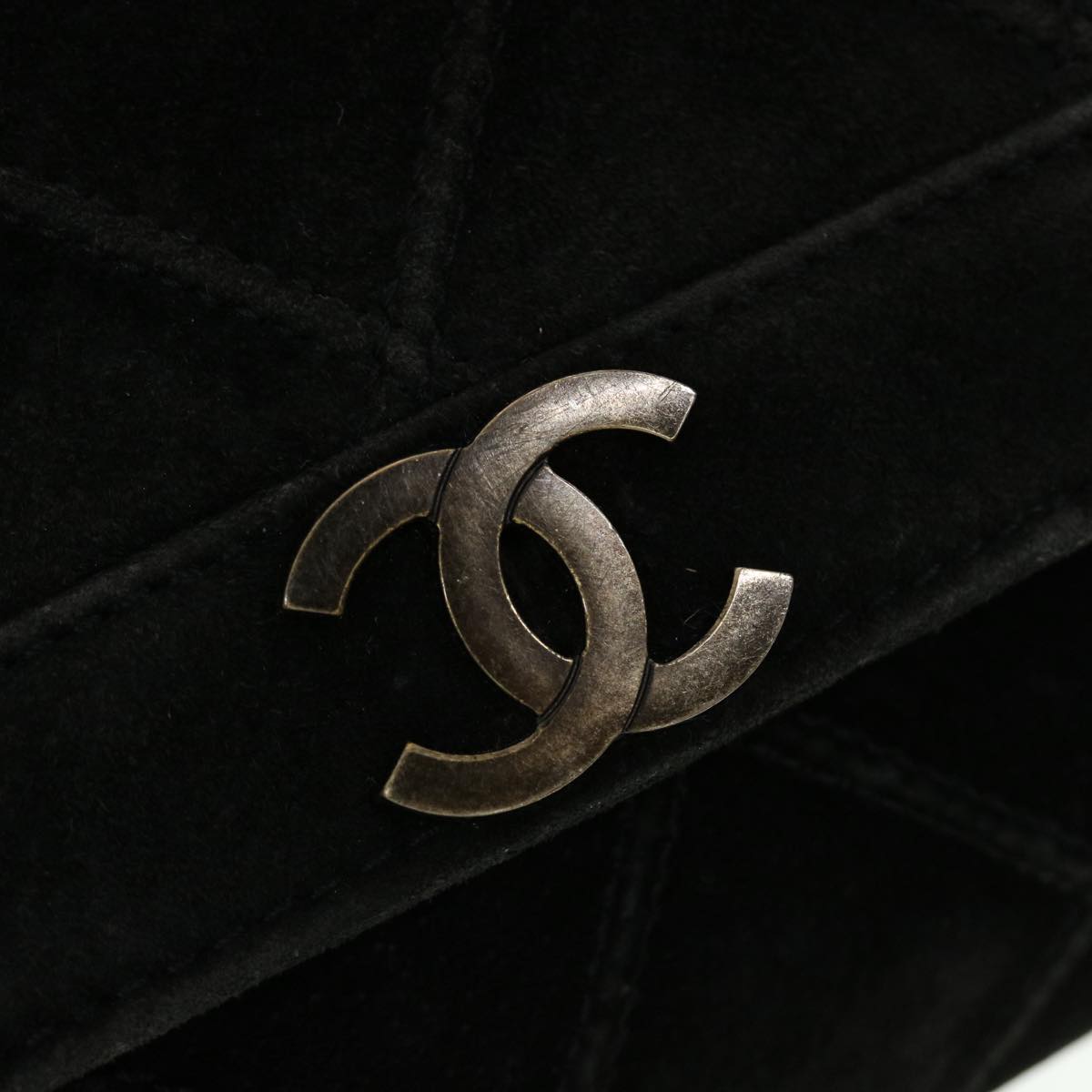 CHANEL Bicolole Matelasse Shoulder Bag Suede Black CC Auth 43318