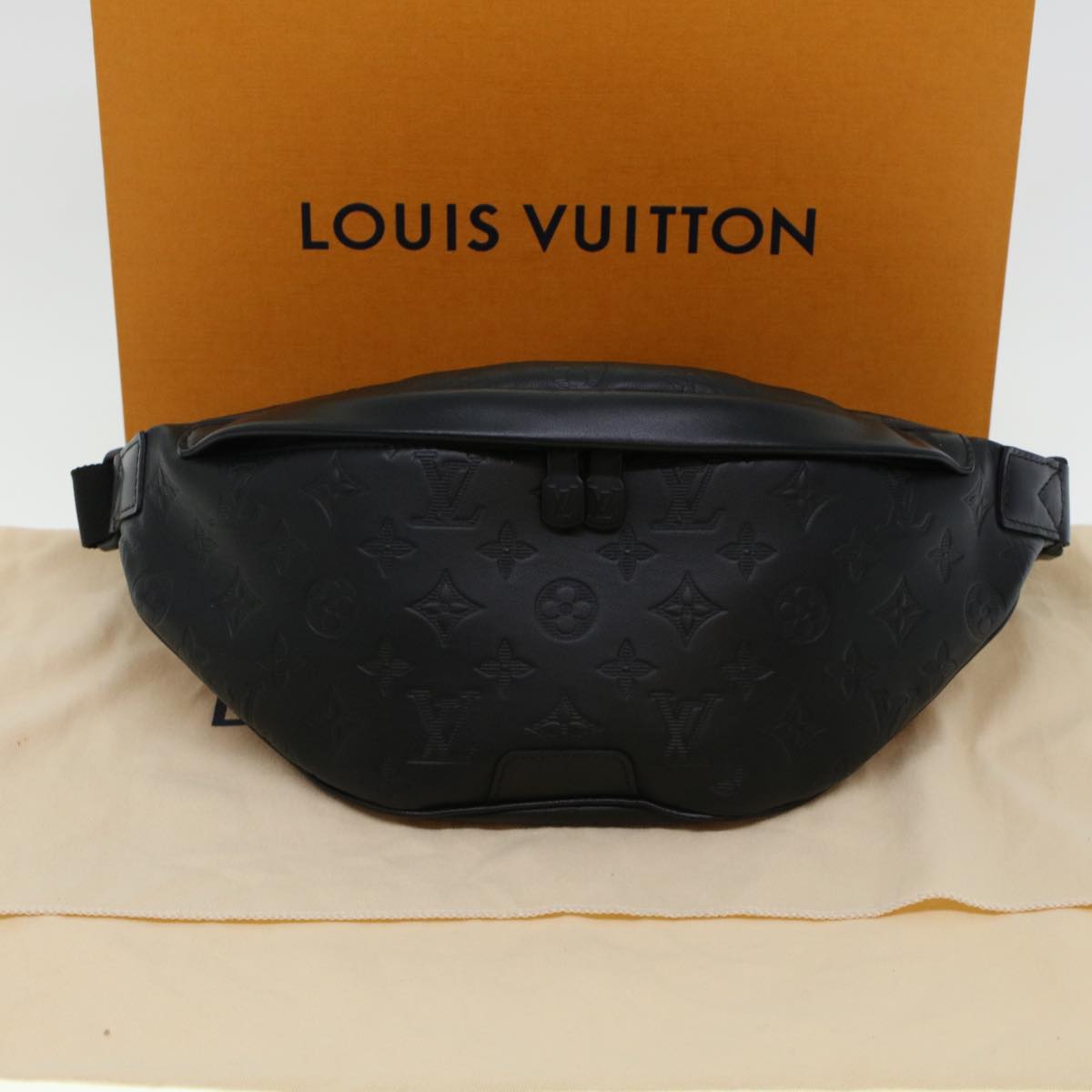 LOUIS VUITTON Monogram Shadow Discovery Bum Bag PM Body Bag M46036 Auth 43553A