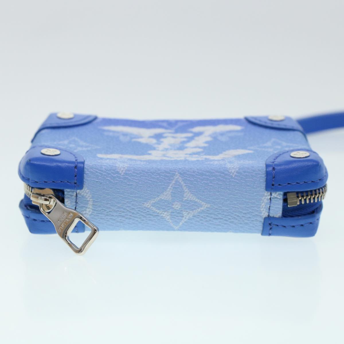 LOUIS VUITTON Monogram Clouds Soft Trunk Necklace Pouch Blue M45440 Auth 43556A