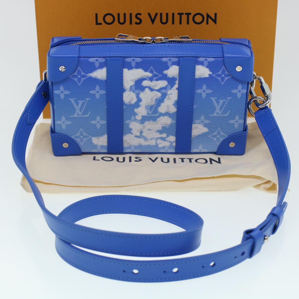 LOUIS VUITTON Monogram Clouds Soft Trunk Wallet Shoulder Bag M45432 Auth 43567A