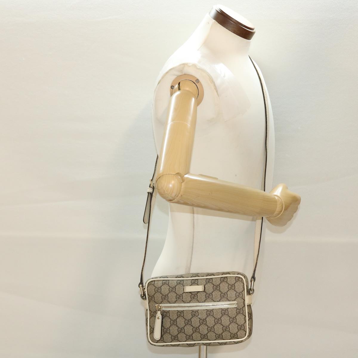 GUCCI GG Canvas Shoulder Bag PVC Leather Beige 201447 Auth 43748