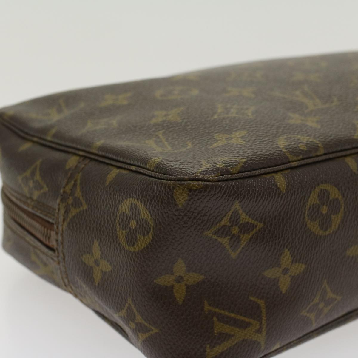 LOUIS VUITTON Monogram Trousse Toilette 28 Clutch Bag M47522 LV Auth 43835