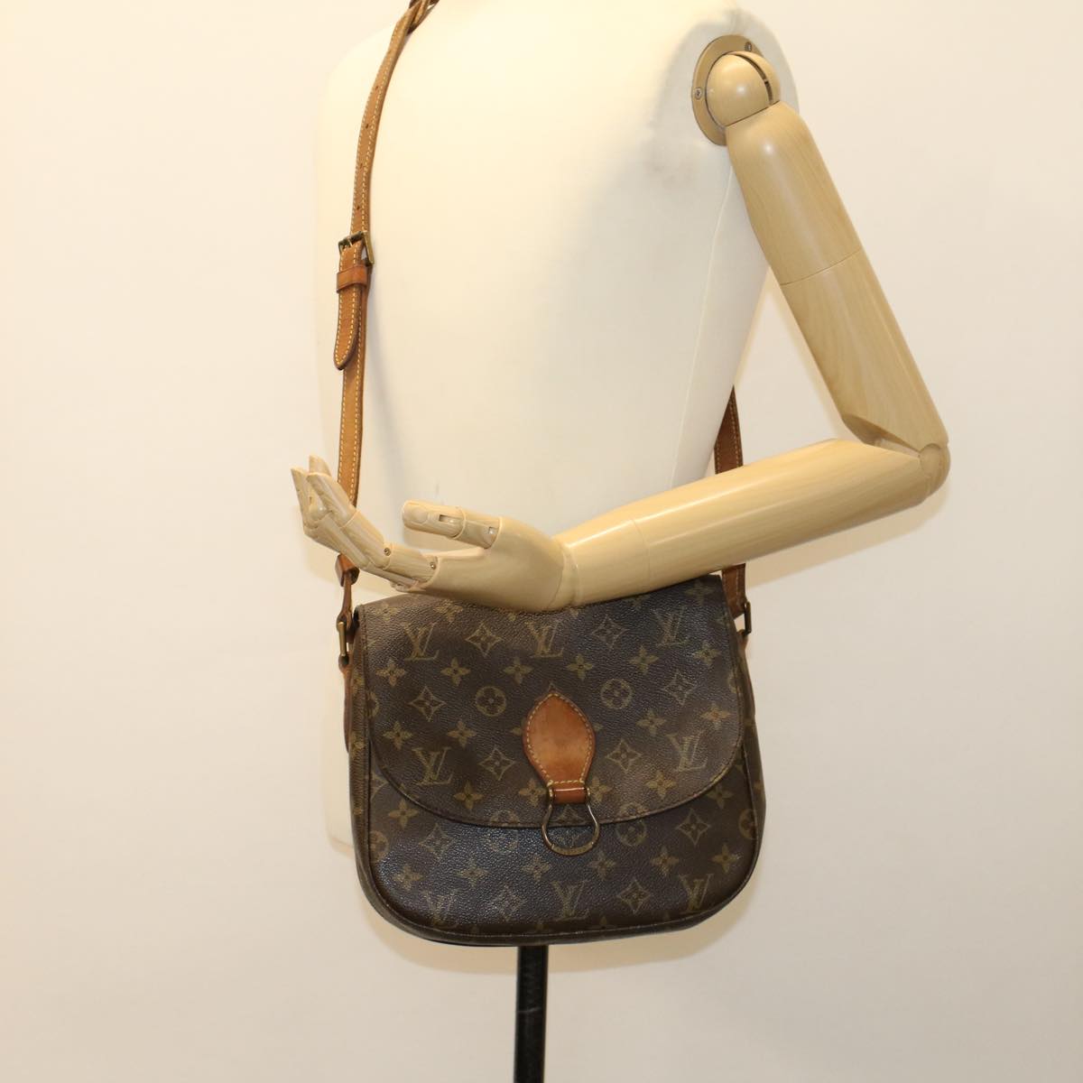 LOUIS VUITTON Monogram Saint Cloud GM Shoulder Bag M51242 LV Auth 43840