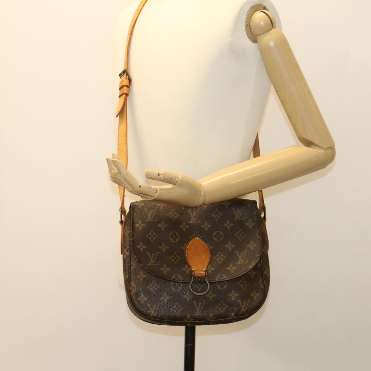 LOUIS VUITTON Monogram Saint Cloud GM Shoulder Bag M51242 LV Auth 43845