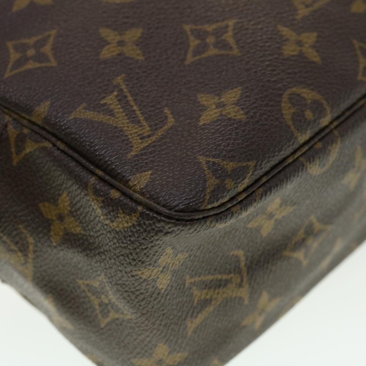 LOUIS VUITTON Monogram Trousse Toilette 28 Clutch Bag M47522 LV Auth 44242