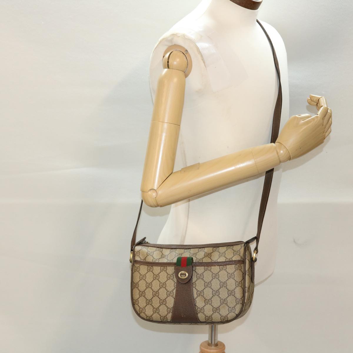 GUCCI GG Canvas Web Sherry Line Shoulder Bag Beige Red 89.02.032 Auth 44255