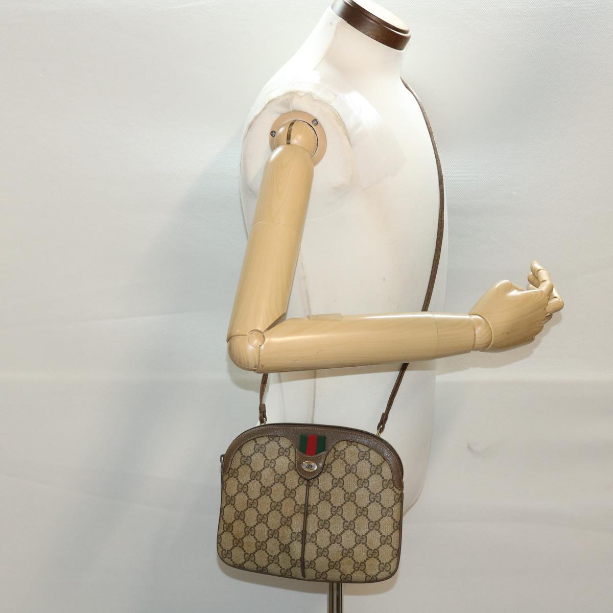 GUCCI GG Canvas Web Sherry Line Shoulder Bag Beige Red 904.02.047 Auth 44304