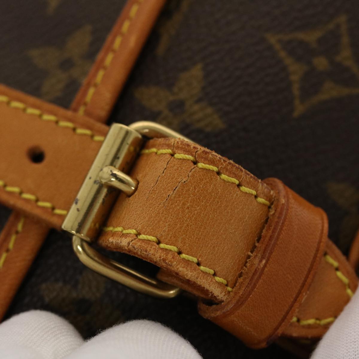 LOUIS VUITTON Monogram Saumur 30 Shoulder Bag M42256 LV Auth 44417