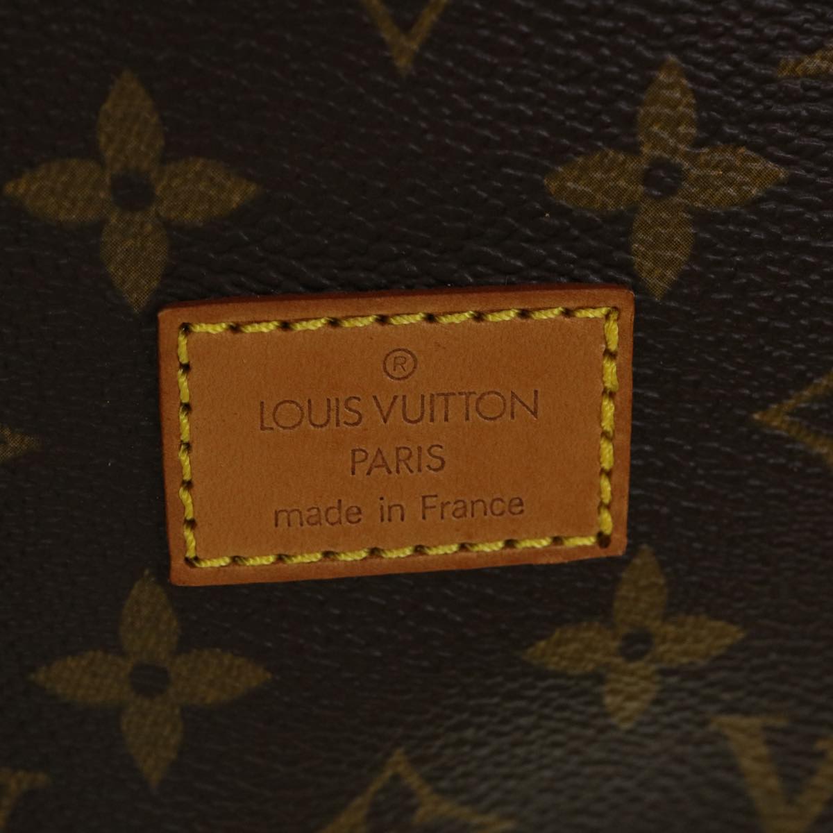 LOUIS VUITTON Monogram Saumur 30 Shoulder Bag M42256 LV Auth 44417