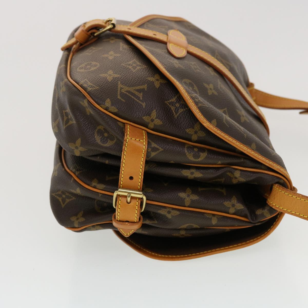 LOUIS VUITTON Monogram Saumur 30 Shoulder Bag M42256 LV Auth 44417