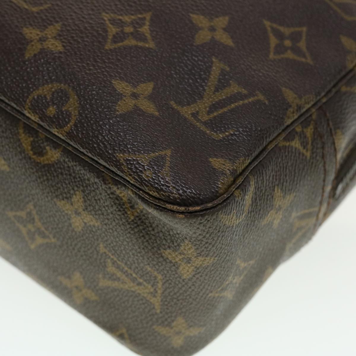 LOUIS VUITTON Monogram Trousse Toilette 28 Clutch Bag M47522 LV Auth 44629