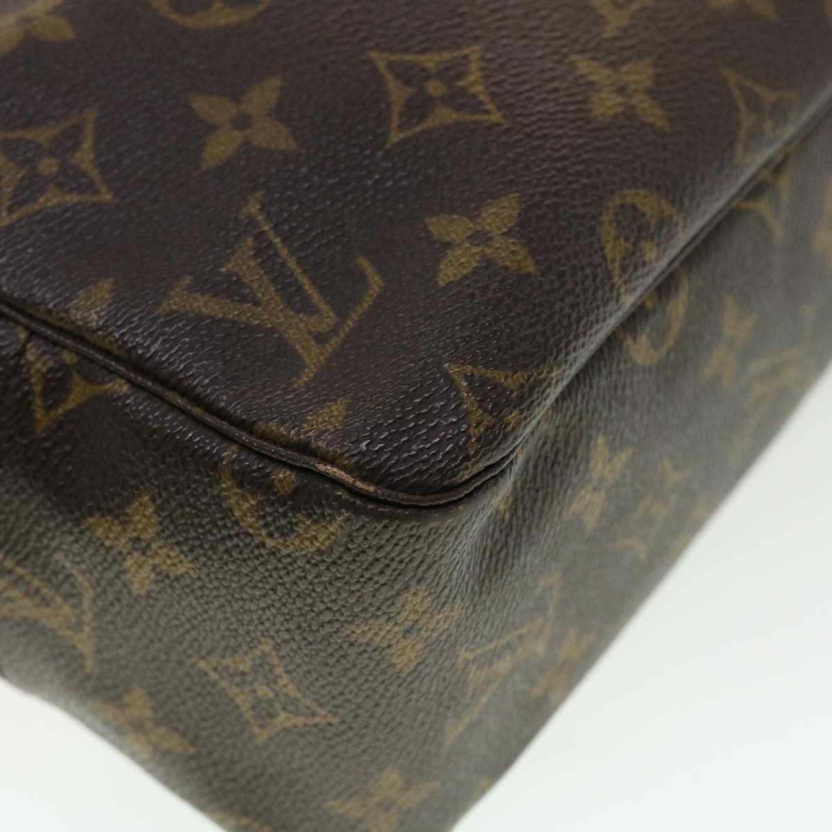 LOUIS VUITTON Monogram Trousse Toilette 28 Clutch Bag M47522 LV Auth 44629