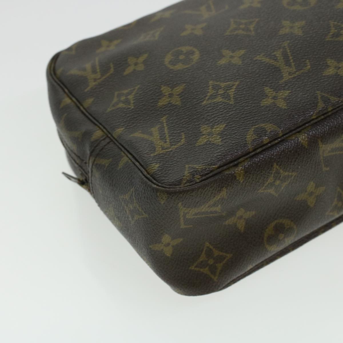 LOUIS VUITTON Monogram Trousse Toilette 28 Clutch Bag M47522 LV Auth 44637