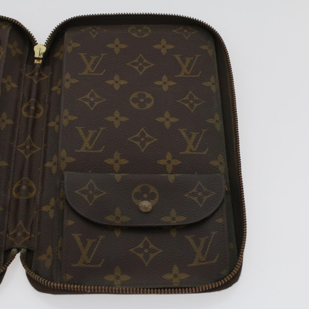 LOUIS VUITTON Monogram Poche Escapade Travel Case M60113 LV Auth 44902