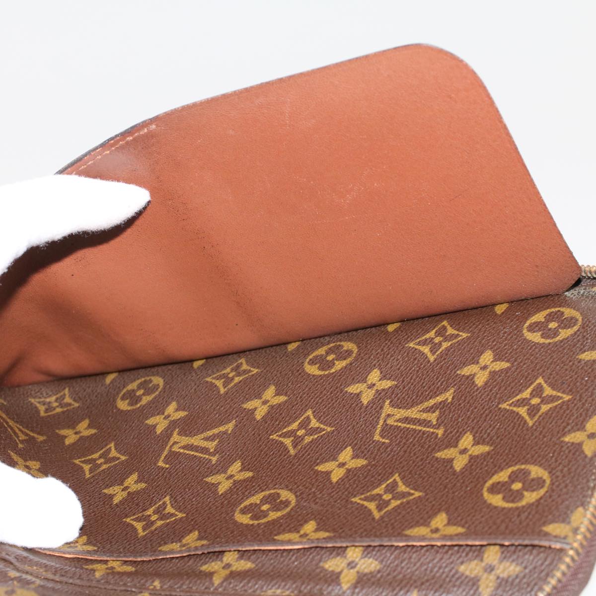 LOUIS VUITTON Monogram Poche Escapade Travel Case M60113 LV Auth 44902