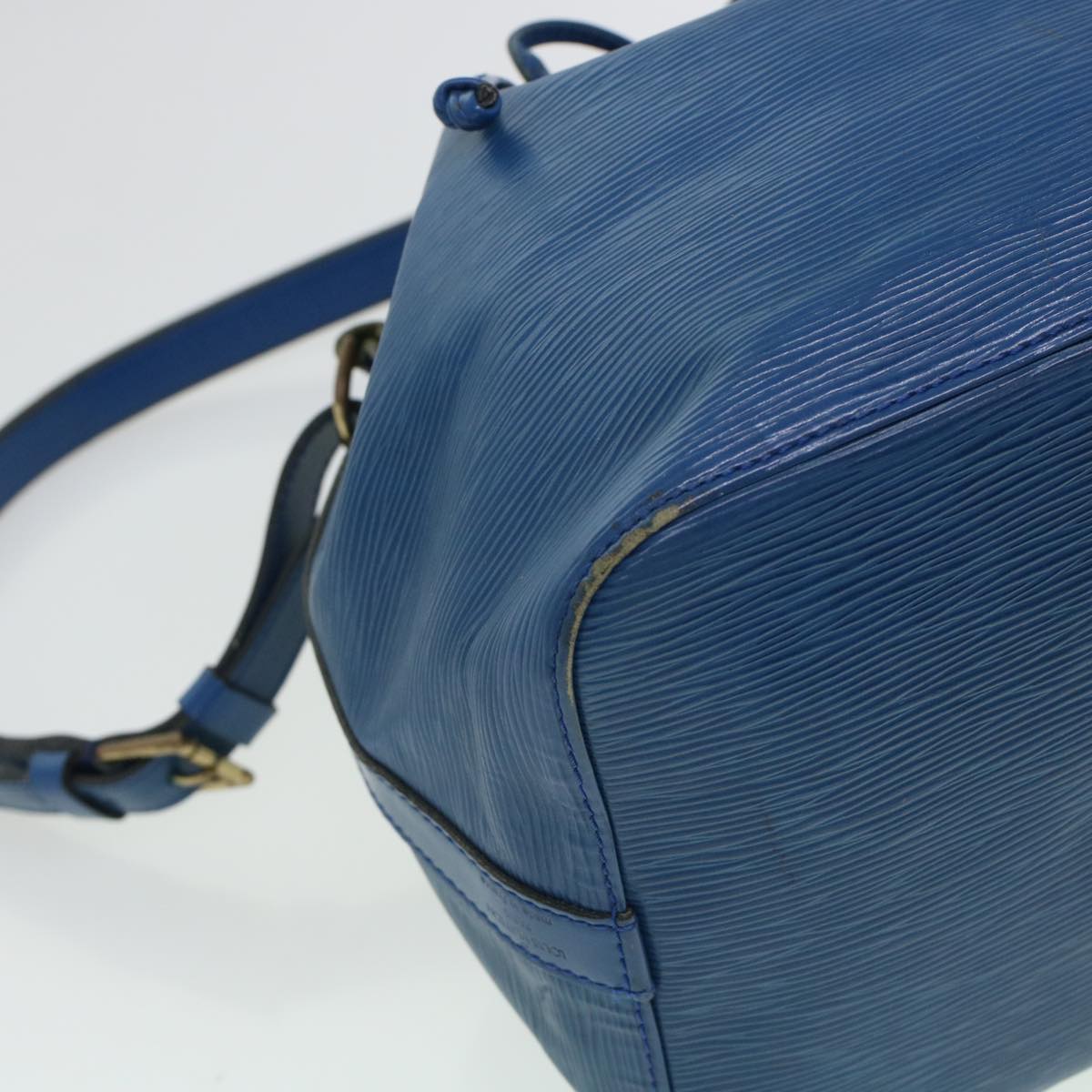 LOUIS VUITTON Epi Petit Noe Shoulder Bag Blue M44105 LV Auth 44931