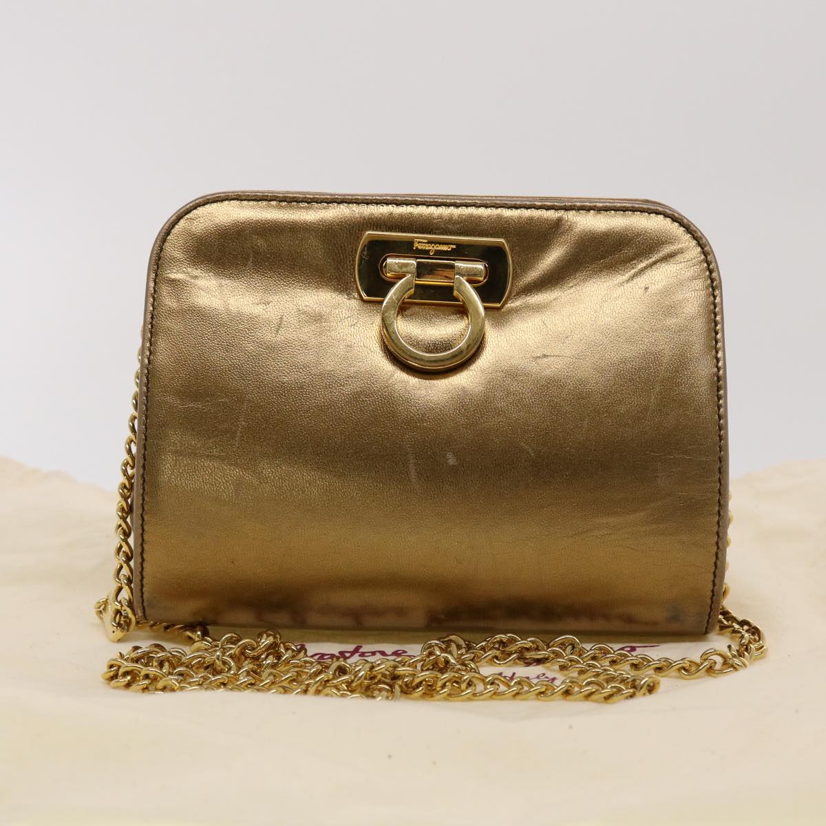 Salvatore Ferragamo Gancini Chain Shoulder Bag Leather Gold Auth 44995
