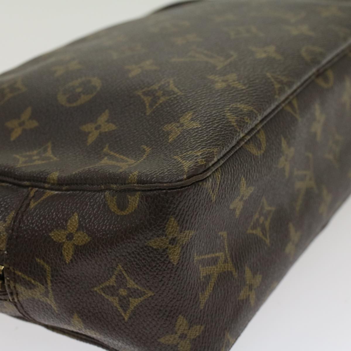 LOUIS VUITTON Monogram Trousse Toilette 28 Clutch Bag M47522 LV Auth 45169