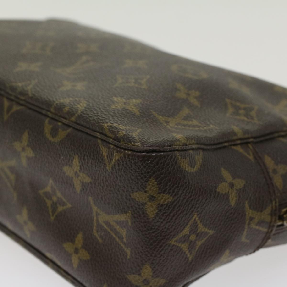 LOUIS VUITTON Monogram Trousse Toilette 28 Clutch Bag M47522 LV Auth 45169